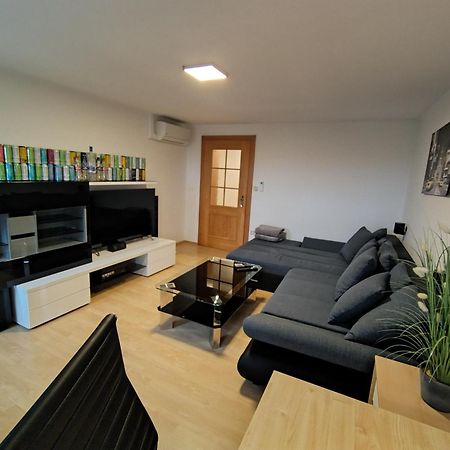 Apartment Weitblick Bad Waltersdorf Exterior photo